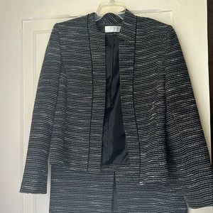 Beautiful old money atheistic skirt suit